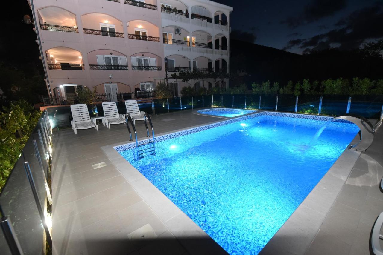 Pejovic Apartment *