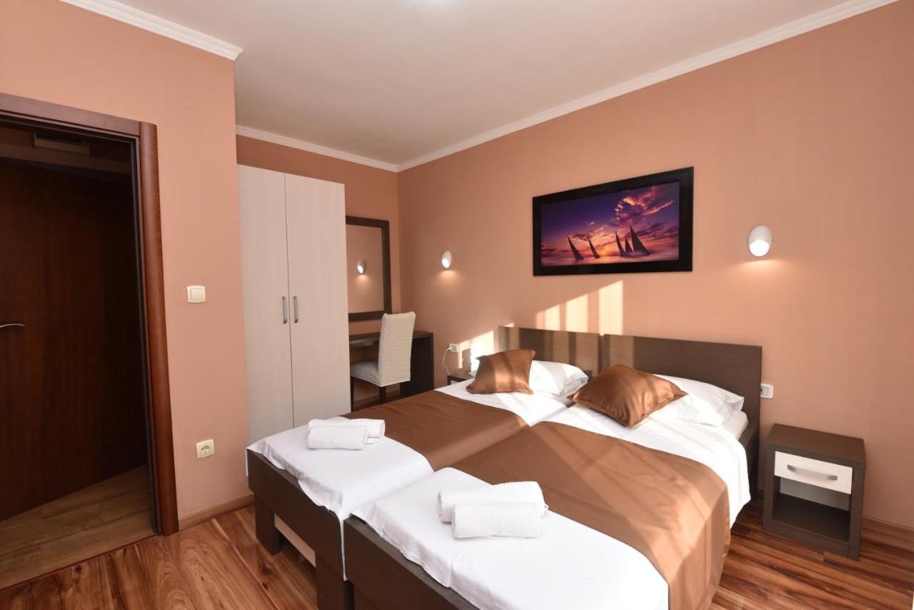 Pejovic Apartment