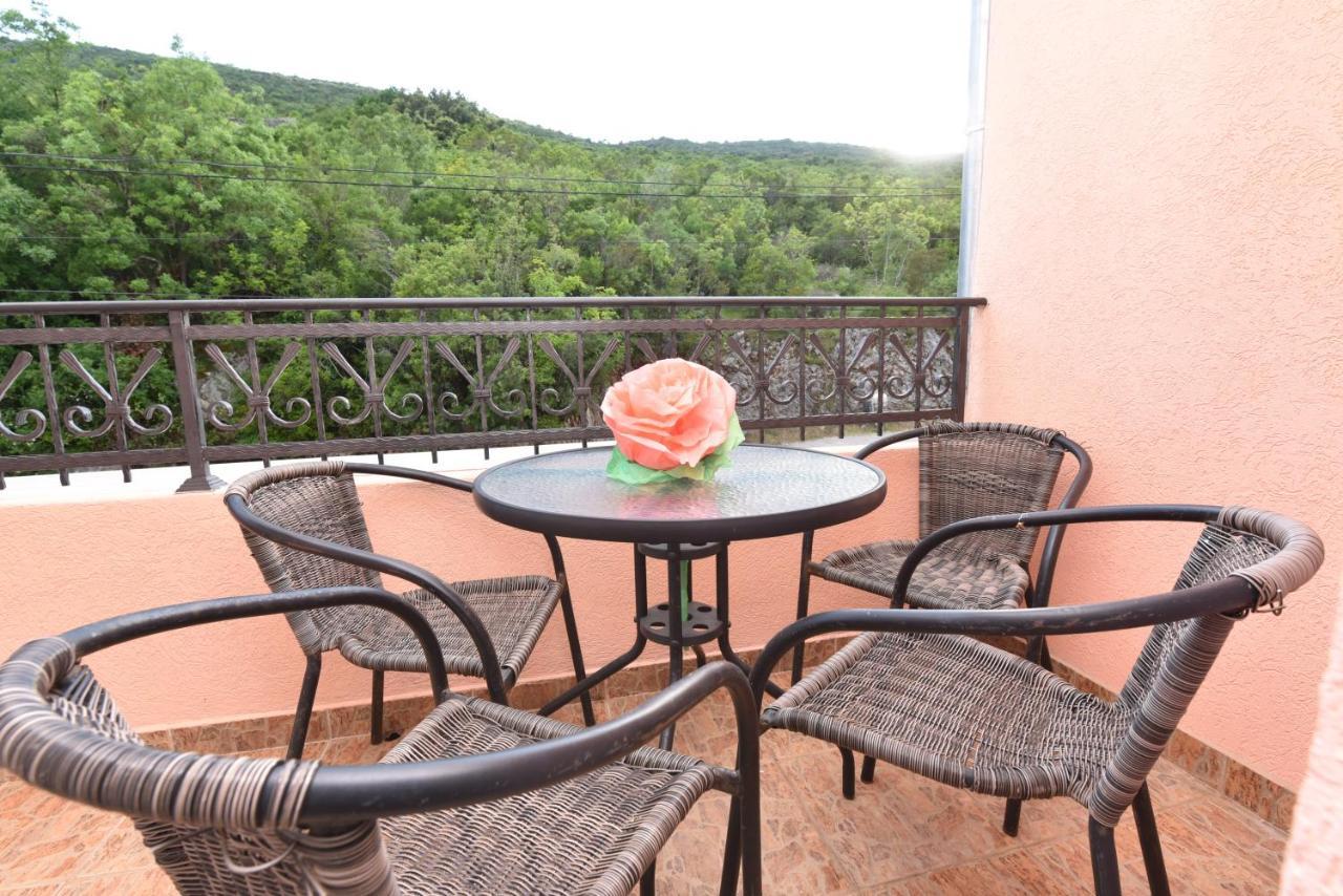 Pejovic Apartment *