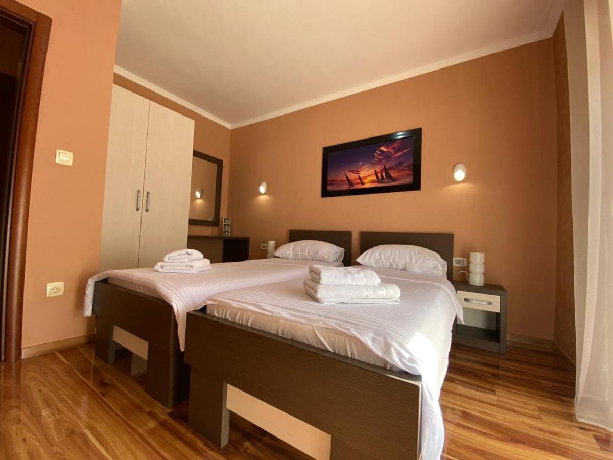 Pejovic Apartment *